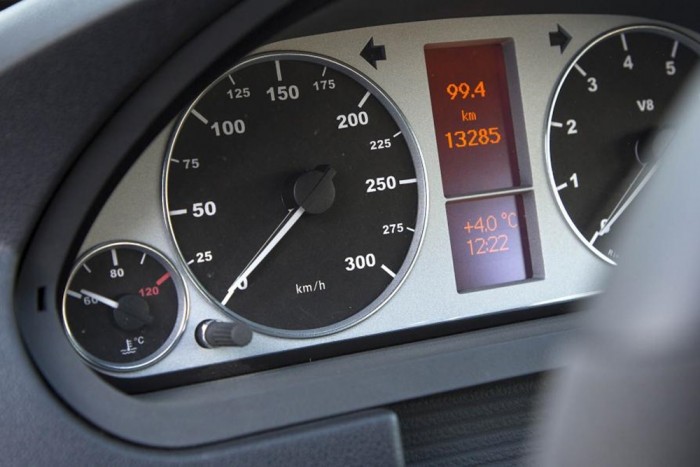 Ez a B-osztály már nagyon nem anyuci Mercije 7 | Vezess Ez a B-osztály már nagyon nem anyuci Mercije 7