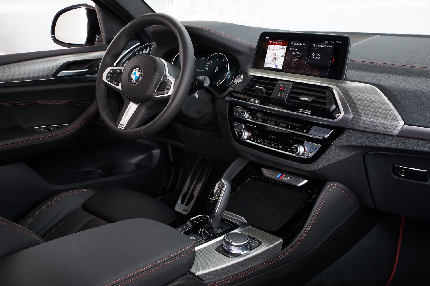 Több mint kétszáz új fotón a vadonatúj BMW X4 397