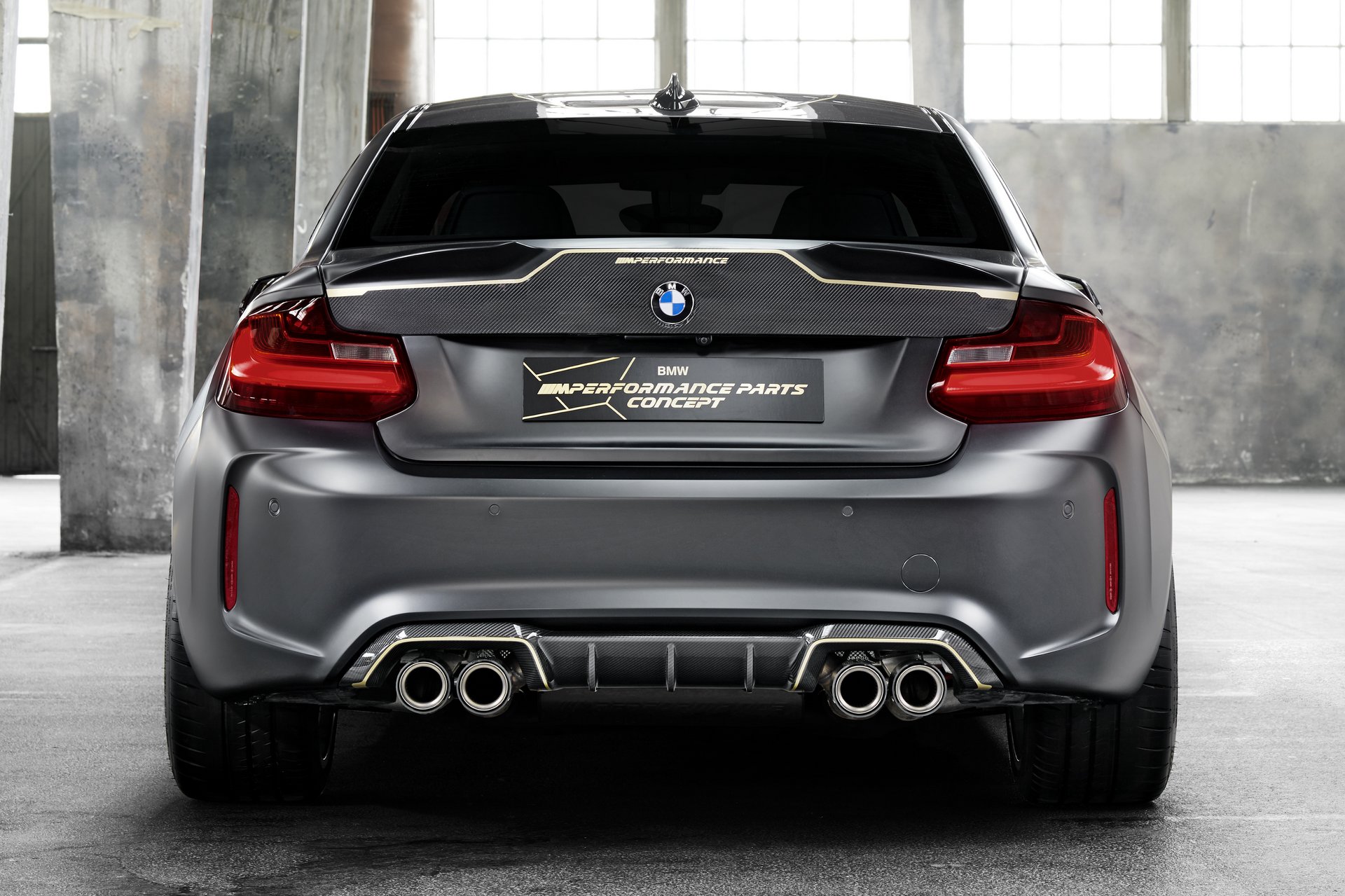 Könnyített gyakorlat: BMW M Performance Parts Concept 17