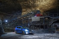 A föld alatt száguldott a Ford Fiesta ST 2