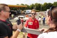 A leghíresebb autós sztárokkal forgatott Vettel 12