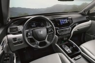 Megújult a Honda nyolcszemélyes utazóautója 15 Megújult a Honda nyolcszemélyes utazóautója 15