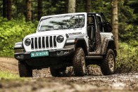 Gumicsizmában, koszosan is kívánatos – Jeep Wrangler 2018 73