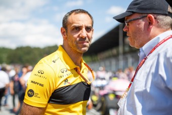 F1: A Renault durván beszólt Verstappennek