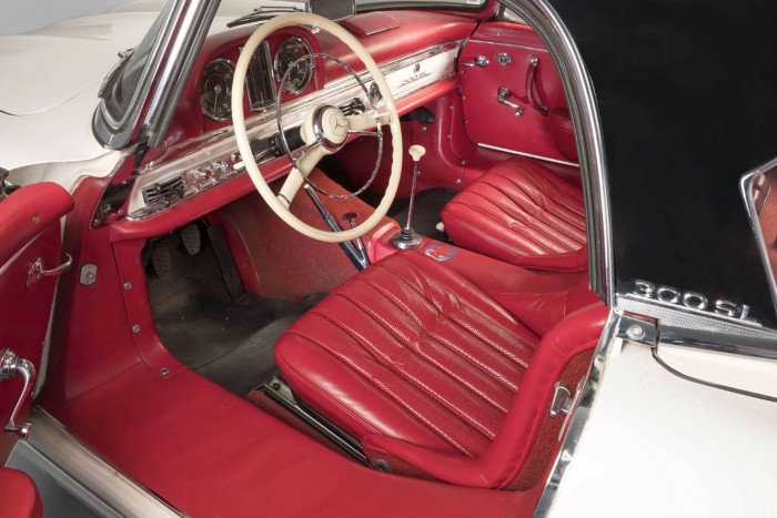 Világrekord összegért vihetik el ezt a gyönyörű Mercedes 300 SL-t 6