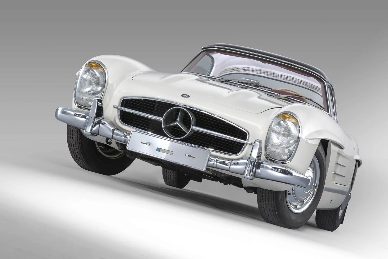 Világrekord összegért vihetik el ezt a gyönyörű Mercedes 300 SL-t 7