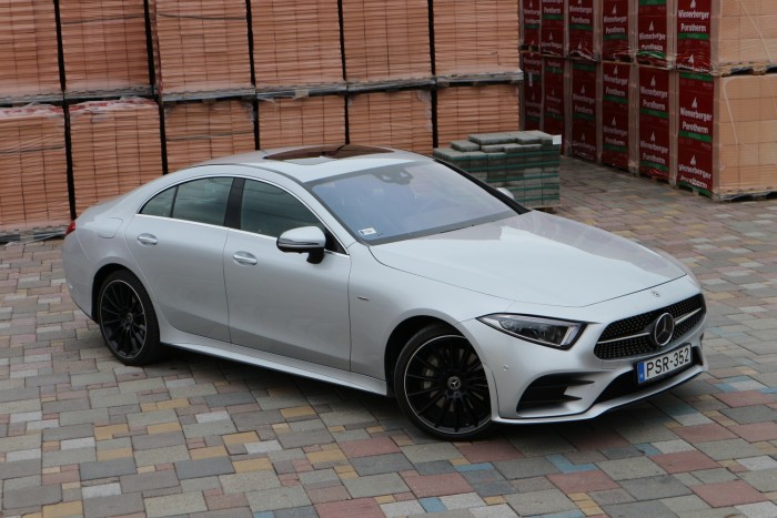 Láttál már valaha ilyen gyönyörű Mercedest? 13