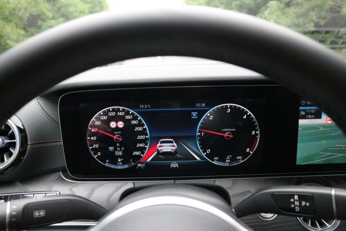 Láttál már valaha ilyen gyönyörű Mercedest? 11