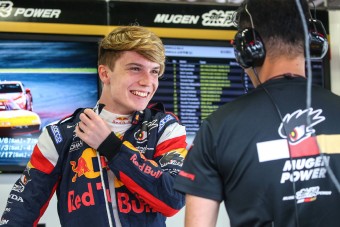 F1: Az FIA letiltotta a Red Bull-pilóta tesztjét