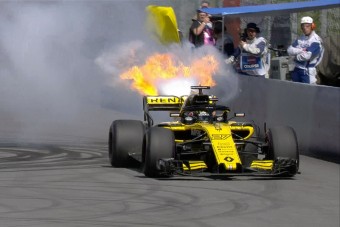 F1: Újabb fejlesztés, alkatrészt cserél a Renault