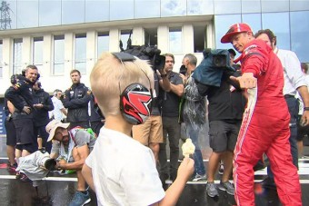 F1: Kimi fia felrobbantotta a cukiságbombát itthon