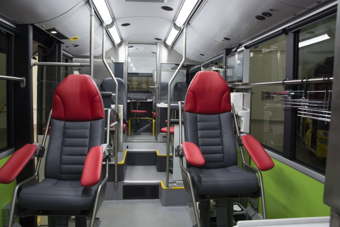 Ezen a buszon sok vér fog folyni 1