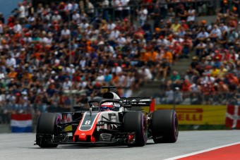 F1: Pofonok után végre örül Grosjean