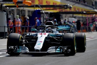 F1: A Mercedes megint bajban van a gumikkal