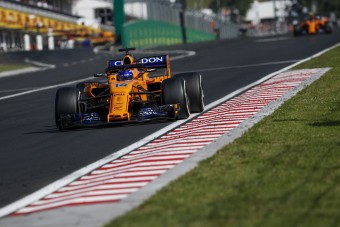 F1: Örül a születésnapos Alonso