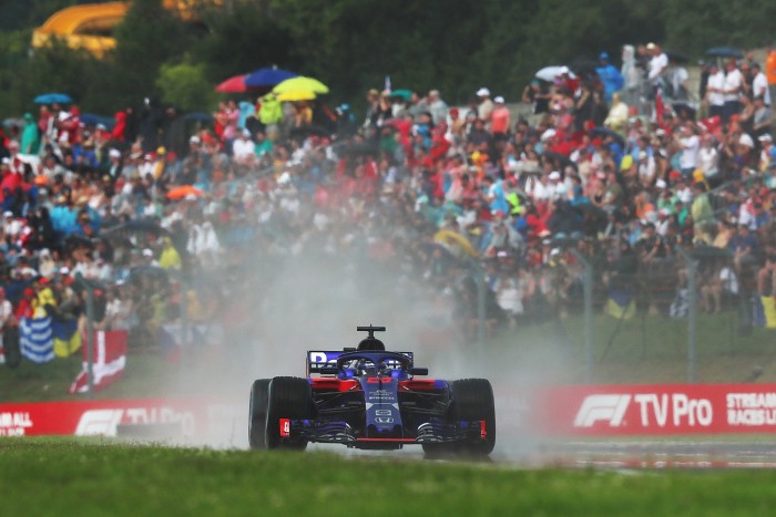 F1: Hitetlenkedik a Toro Rosso pilótája 1 | Vezess F1: Hitetlenkedik a Toro Rosso pilótája 1