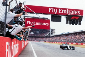 F1: Hamiltont vizsgálat alá vonták