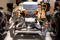 Így készülnek a magyar villanyautó-motorok 52