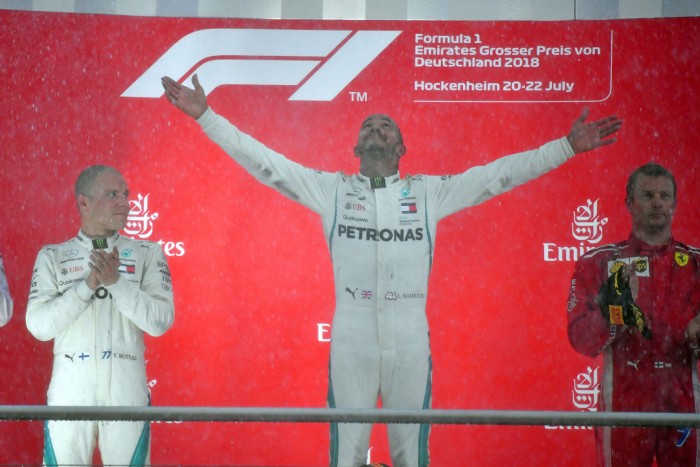 F1: Hamilton Jézust játszik?