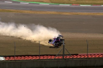 F1: Brutális balesetet hozott a szabadedzés