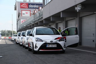Toyotákkal versenyeztünk a Slovakiaringen