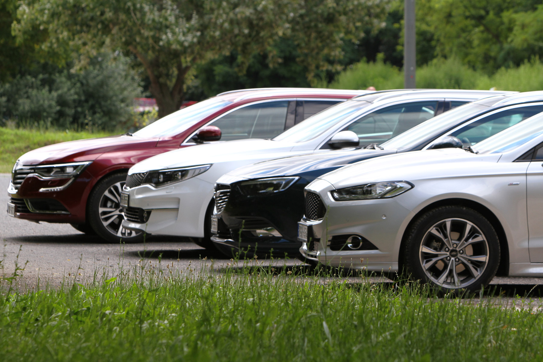 Összehasonlító teszt: Opelt, Fordot vagy Renault-t? Esetleg Kiát? 55