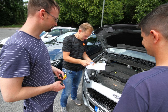 Összehasonlító teszt: Opelt, Fordot vagy Renault-t? Esetleg Kiát? 175 Összehasonlító teszt: Opelt, Fordot vagy Renault-t? Esetleg Kiát? 175