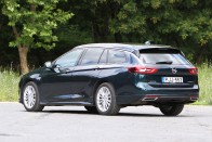 Összehasonlító teszt: Opelt, Fordot vagy Renault-t? Esetleg Kiát? 149