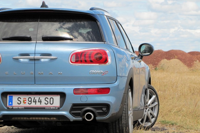 Összkerékkel felnőttebb a Mini Clubman 6 A Cooper S felirat mögé biggyesztett D betű utal a 190 lovas dízellel hajtott változatra