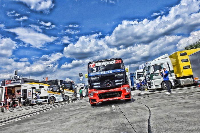 Kiss Norbi megszerezte idei első futamgyőzelmét 1