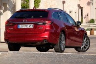 Már nemcsak kívülről szép az új Mazda6 49