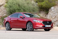 Már nemcsak kívülről szép az új Mazda6 54