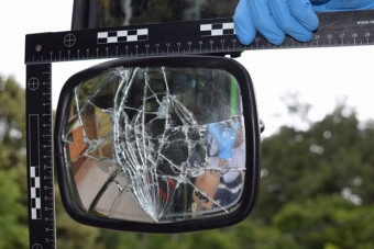 Betörte a busz tükrét a mérges pécsi utas