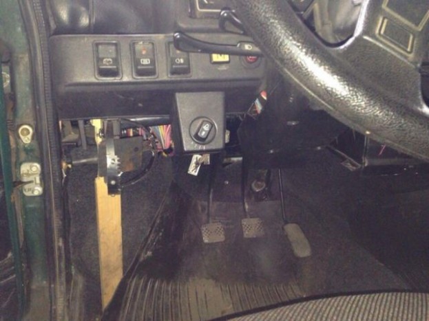 Medvecsapdával az autótolvajok ellen: vigyázz hová nyúlsz! 2 | Vezess Medvecsapdával az autótolvajok ellen: vigyázz hová nyúlsz! 2