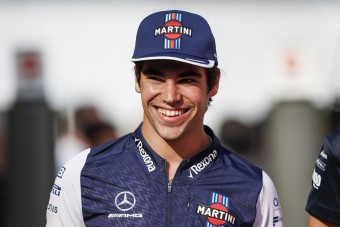 Forma-1-es csapatot vettek a ifjoncnak?