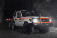 A föld alá süllyed az elektromos Land Cruiser 23