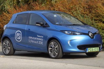 A Renault keményen rááll az elektromos autókra
