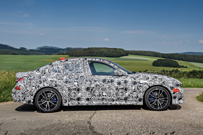 Még sportosabb lesz a következő BMW 3 3