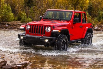 Jön a konnektoros hibrid Jeep Wrangler