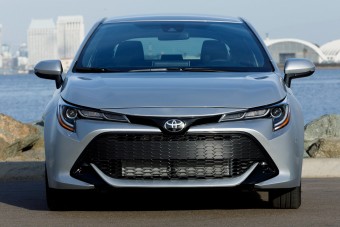 Megszűnik a Toyota Auris, visszatér a Corolla