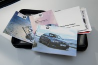 Igazi időkapszula ez az M5-ös BMW 24