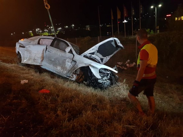 200 km/órával ütközött egy Porsche az M1-esen 4 | Vezess 200 km/órával ütközött egy Porsche az M1-esen 4