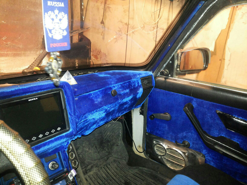 Sírva röhögős csodákat faragtak ezekből a Ladákból 4