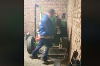 Ennél fájdalmasabb motorindítást nem látsz ma