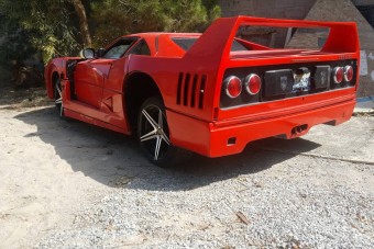 Ettől a Ferrari-replikától sajogni fog a szemed