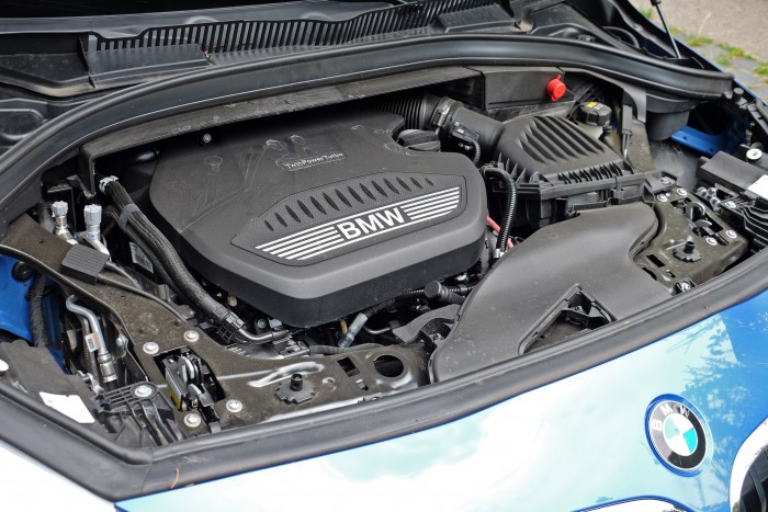 Családi minibusz BMW emblémával: BMW 220d Gran Tourer teszt 11