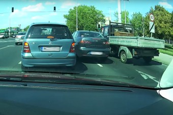 Kamikaze melós furgont videóztak Budapesten