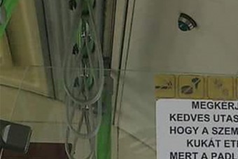 Jópofa cetlin üzent a magyar buszsofőr az utasoknak