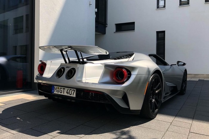 Leégett a GT-je, de a Ford csinál neki egy másikat
