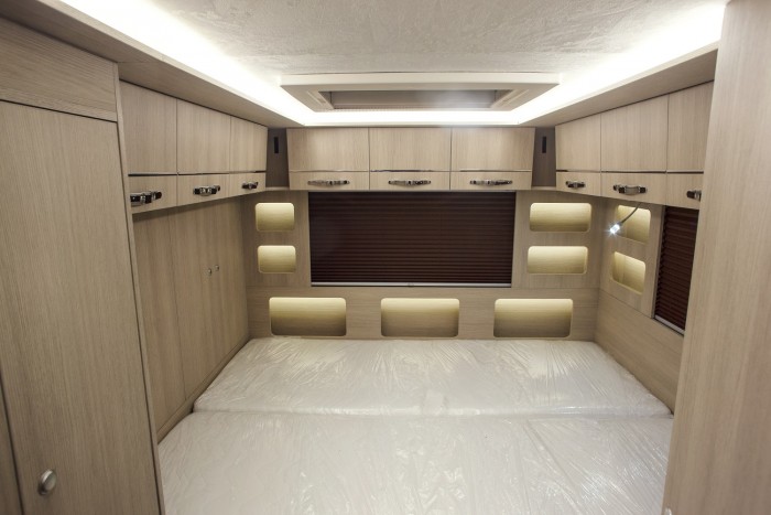 Méretes franciaágyon nyúlhatnak el az utasok ezen a távolsági buszon 3